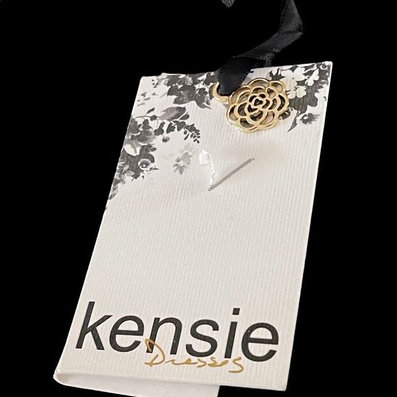 Kensie Soft White Lace Summer Sleeveless Shift Dress Size 6 Ret. $108 - Picture 14 of 15